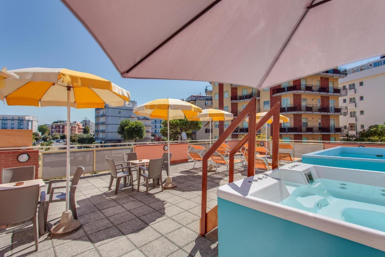 Hotel Joli Cesenatico Exteriér fotografie